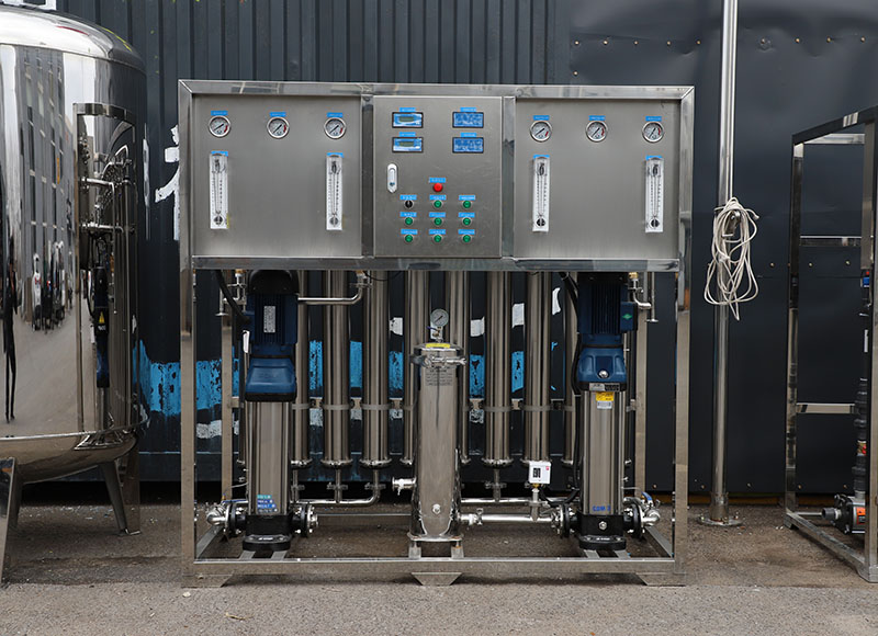 水處理設備廠家公布內部的水凈化設備的選配原則